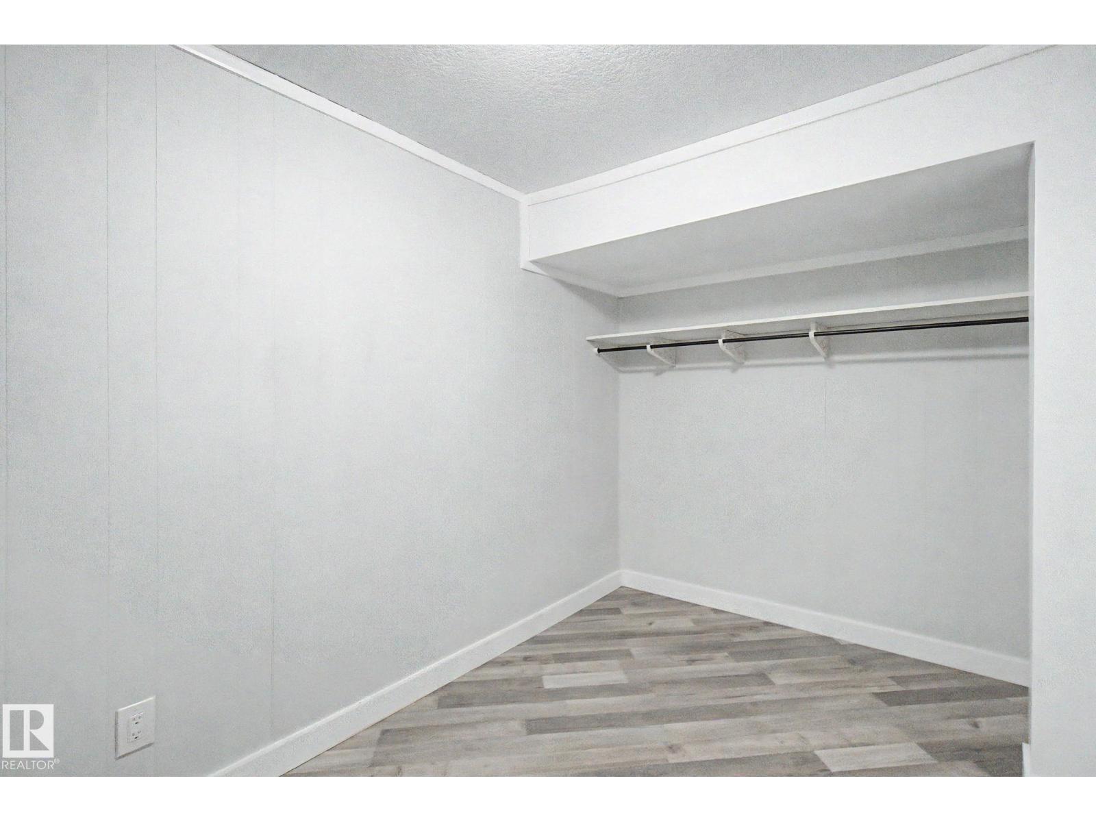 5142 106A ST NW - Image 36