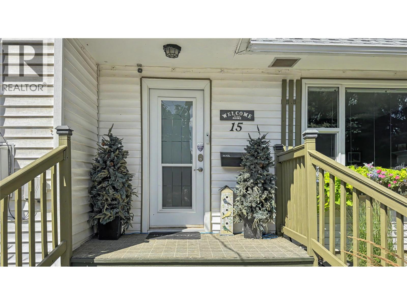 15 15th Avenue S - 3