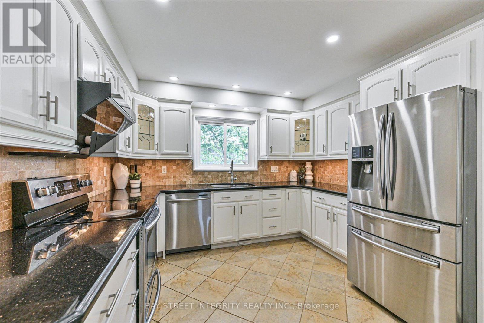 2381 LYFORD LANE - Image 16