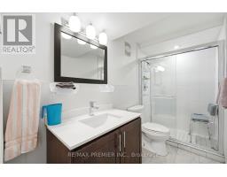 15 Madonna Gardens, Toronto, ON M9L2T5 Photo 27