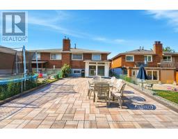 15 Madonna Gardens, Toronto, ON M9L2T5 Photo 29