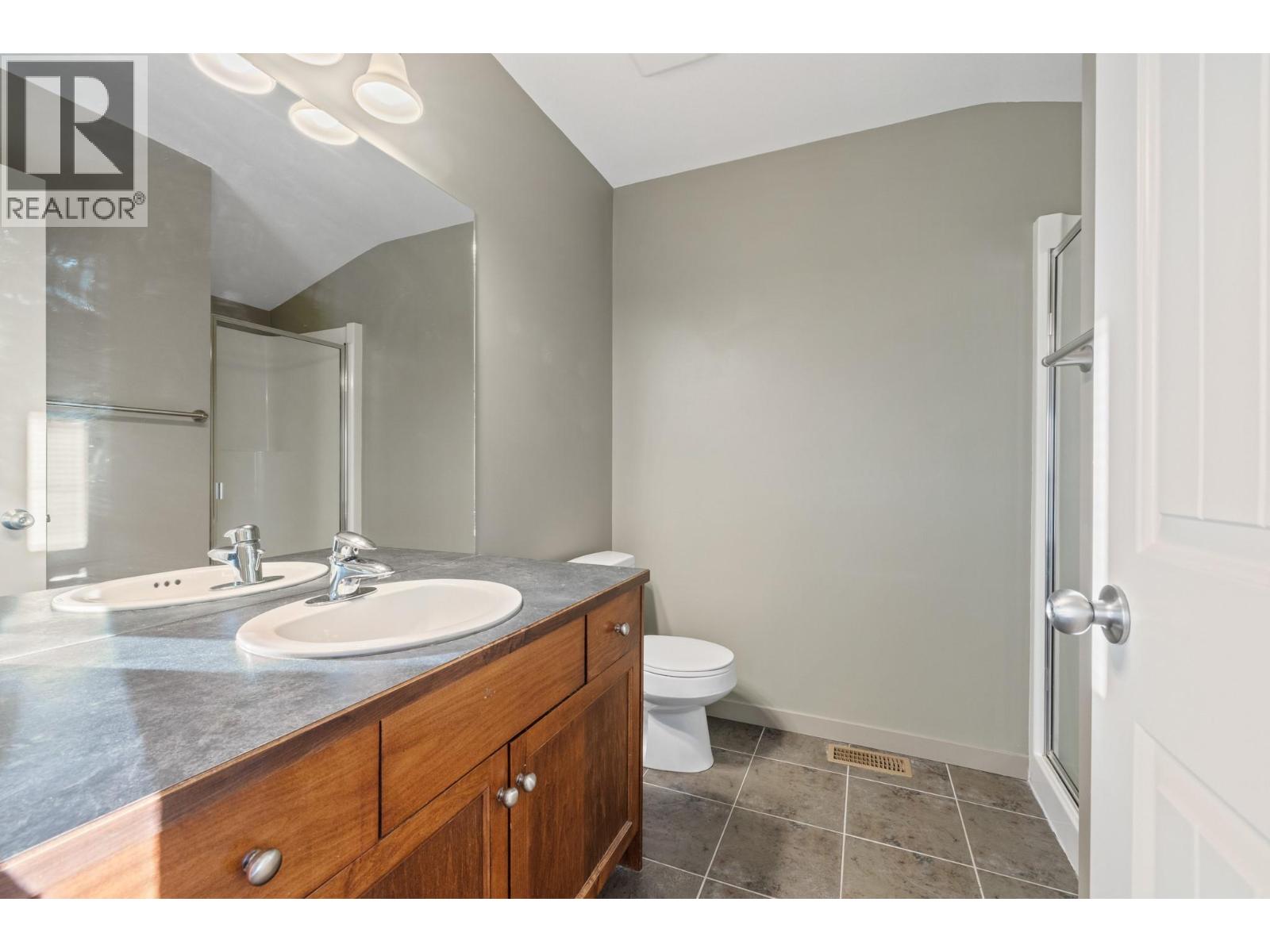 #2 146 McCurdy Road - 10