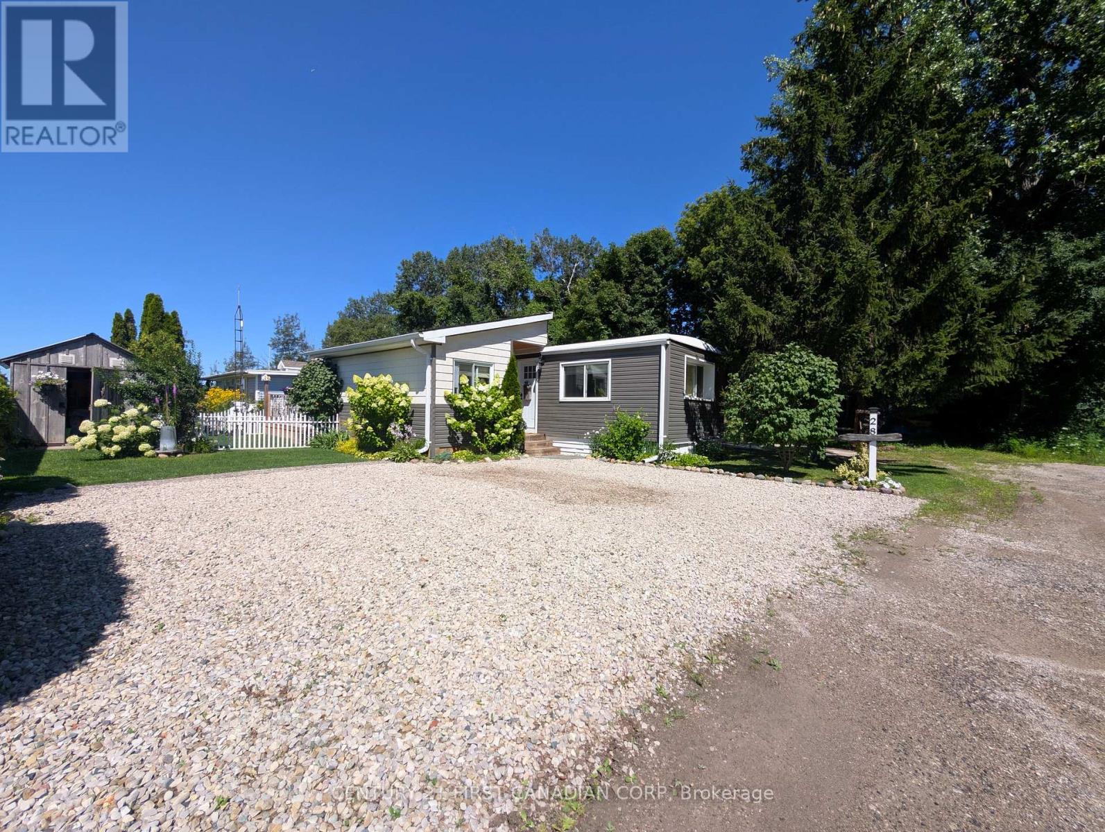 28- 79681 BLUEWATER HIGHWAY - 45