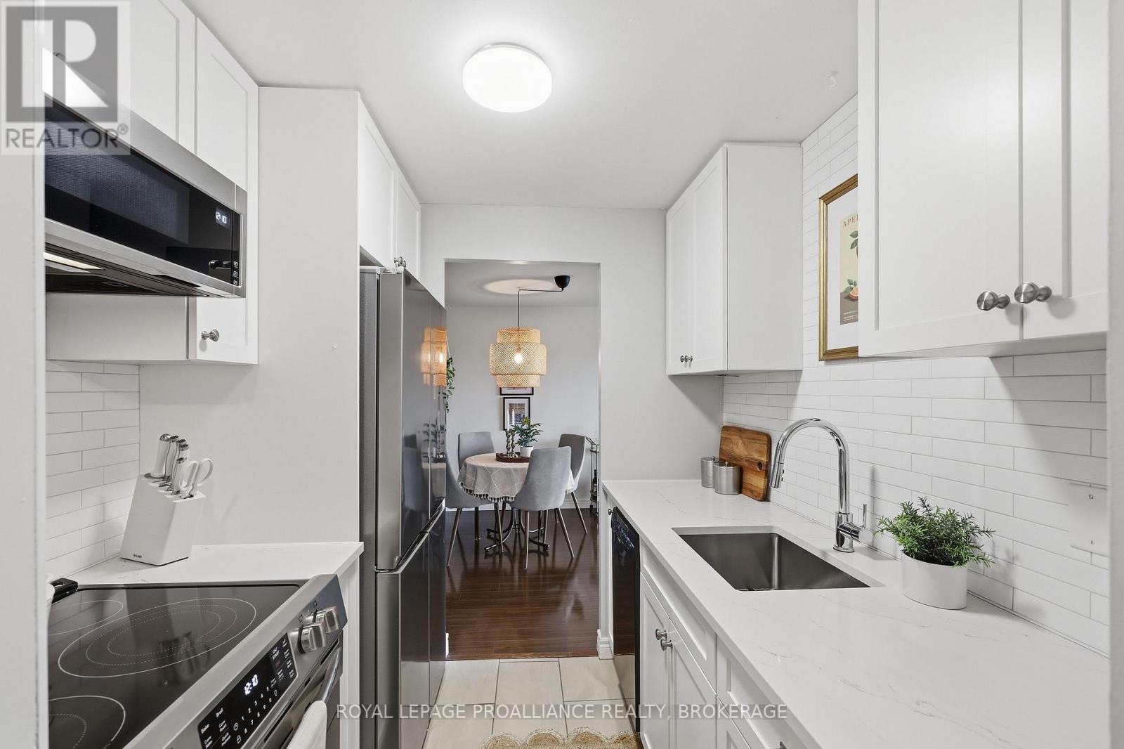 #609 358 QUEEN MARY ROAD - Image 15