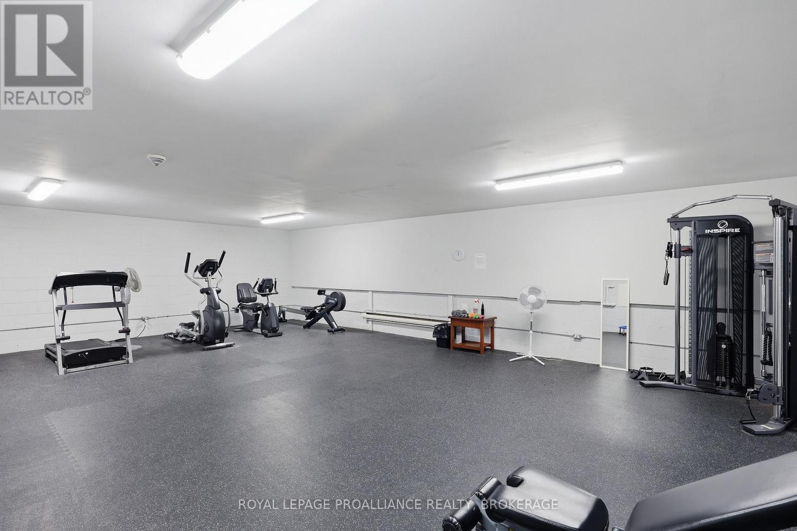 #609 358 QUEEN MARY ROAD - Image 39