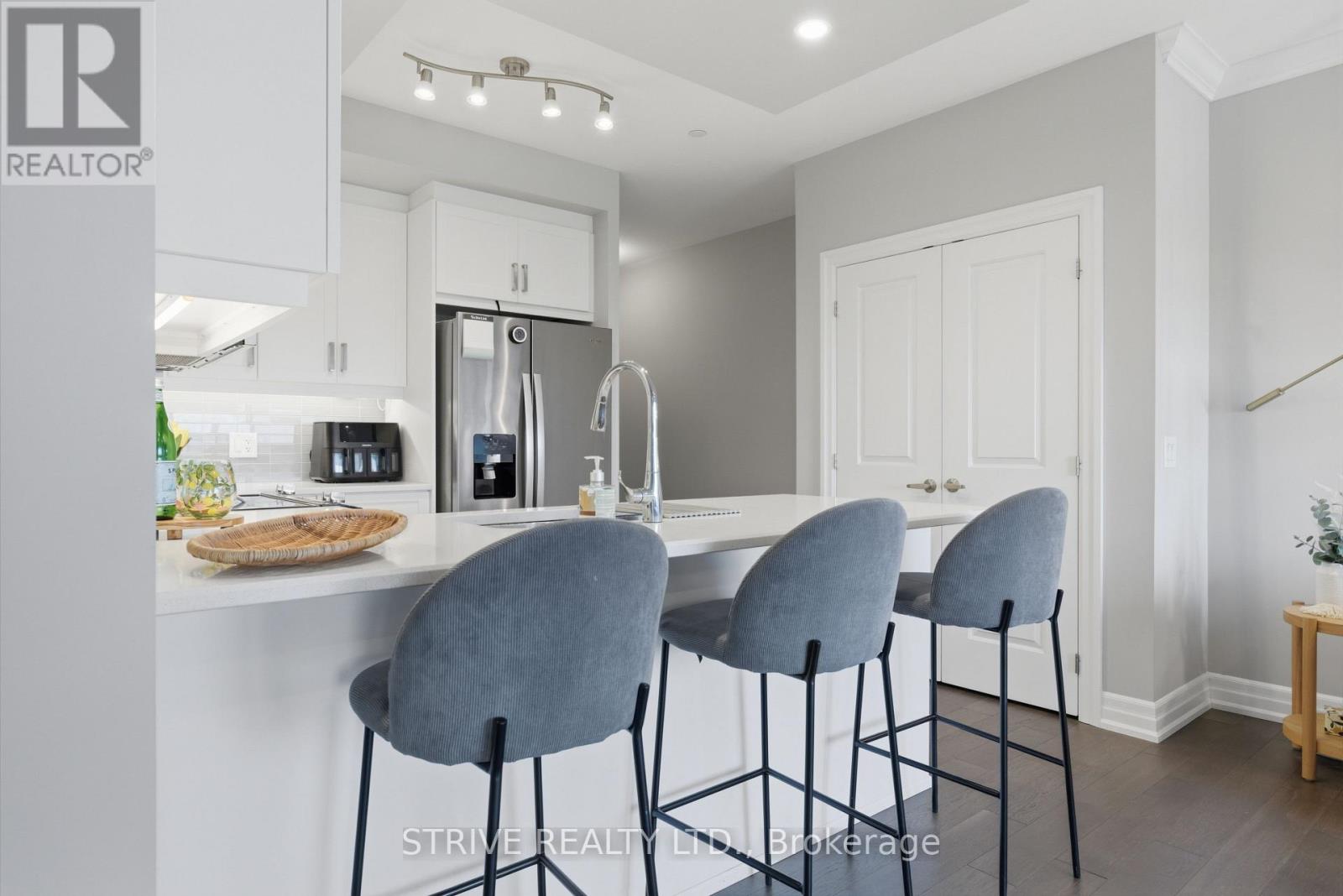 #1014 1878 GORDON STREET - Image 18