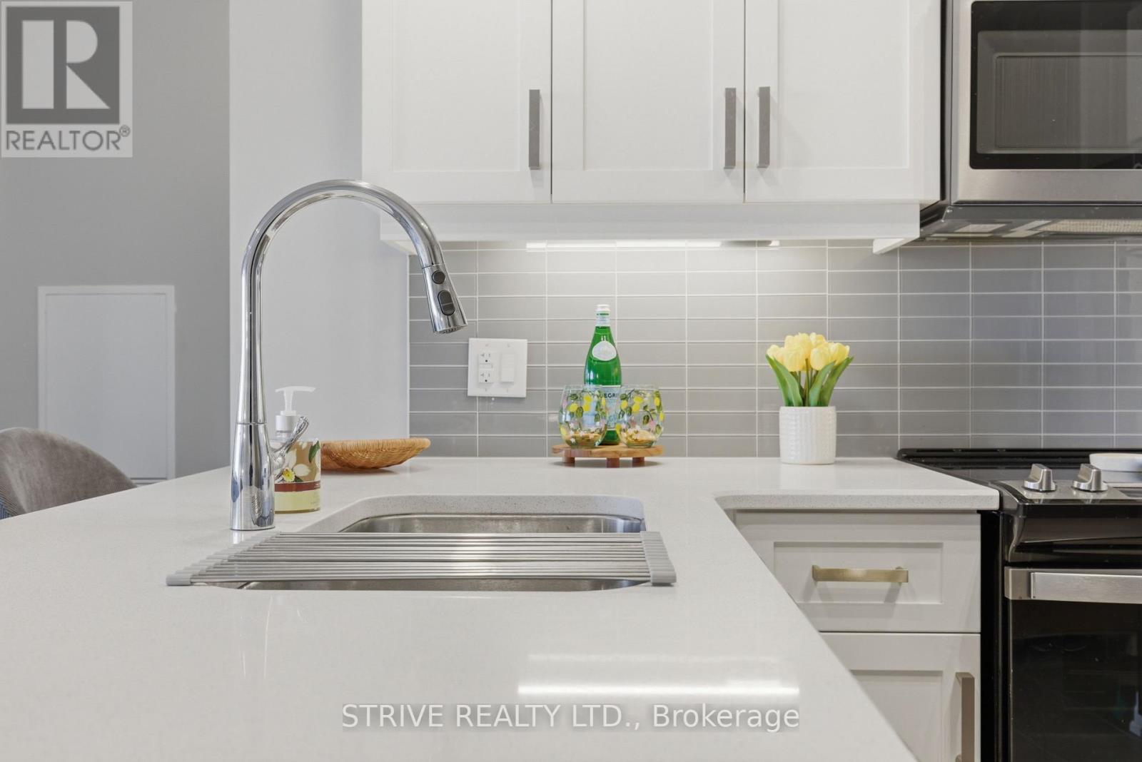 #1014 1878 GORDON STREET - Image 21