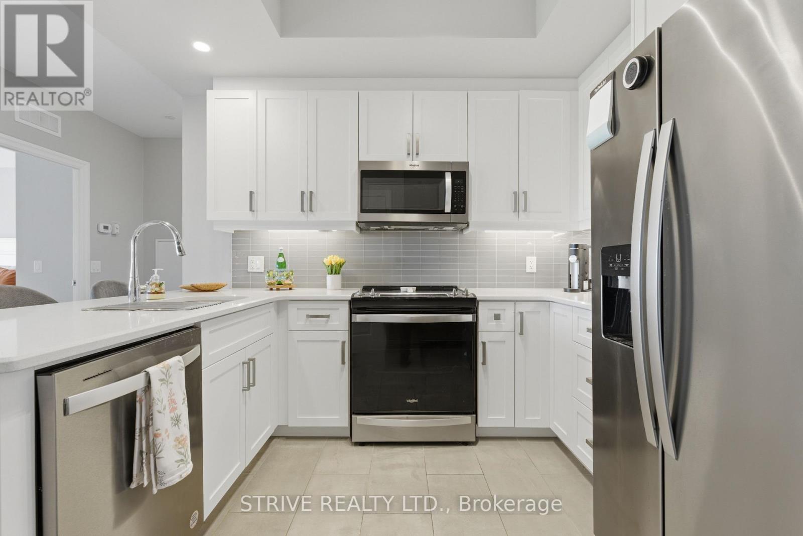 #1014 1878 GORDON STREET - Image 22
