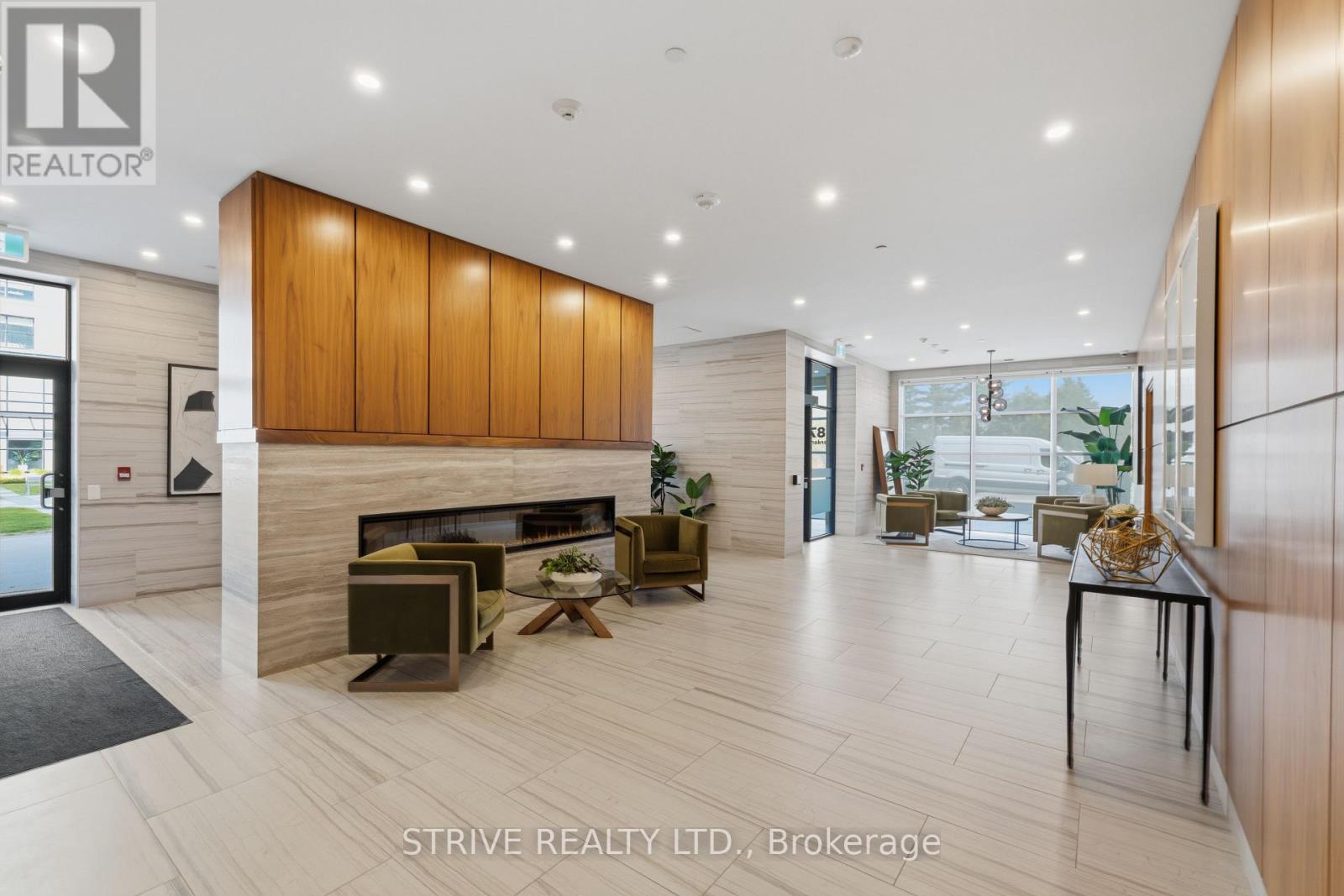 #1014 1878 GORDON STREET - Image 38