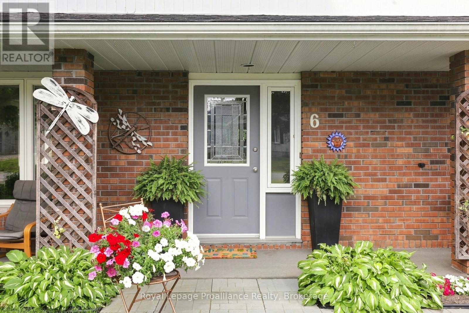 6 MOHAWK AVENUE - Image 8