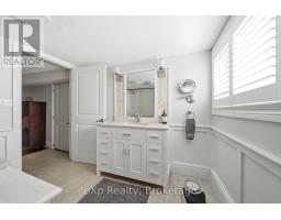 2352 County Road 3, Prince Edward County, ON K0K1L0 Photo 20