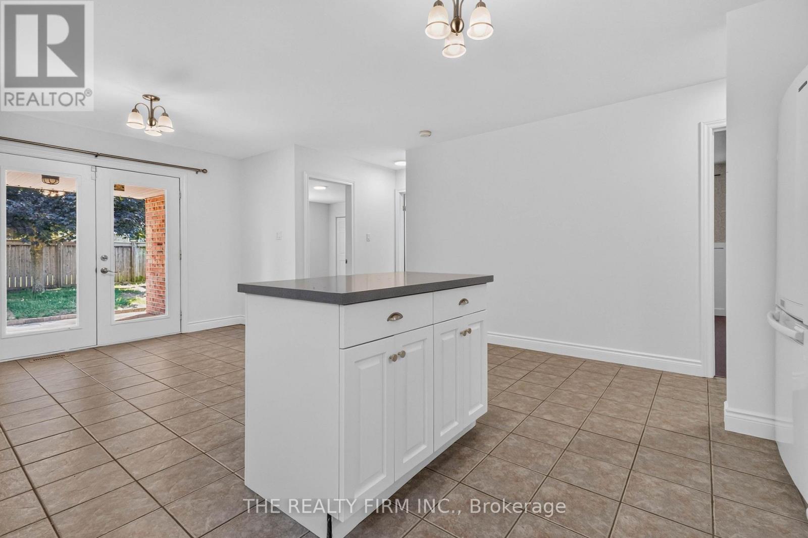 37 LAKE MARGARET TRAIL - Image 17