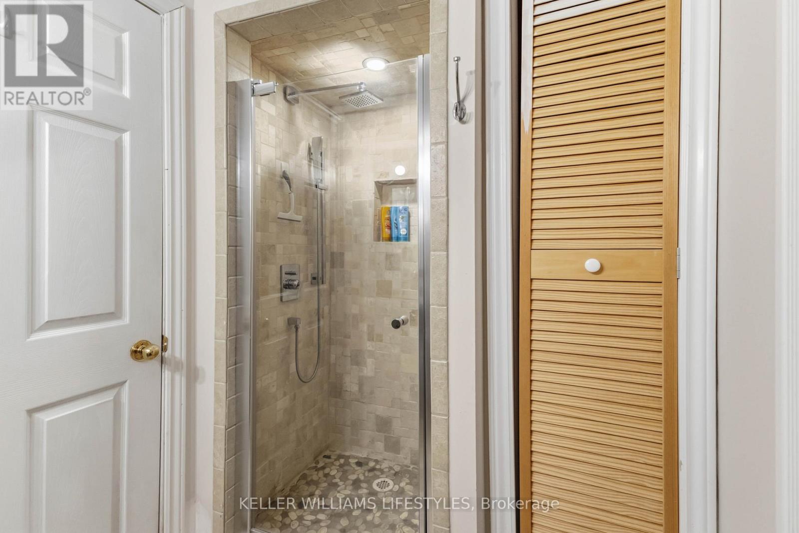 46 BELLROCK CRESCENT - 29