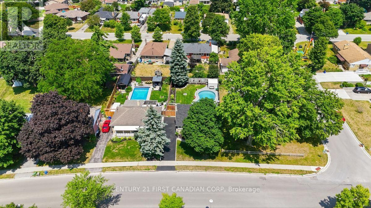28 TWEEDSMUIR AVENUE - Image 3
