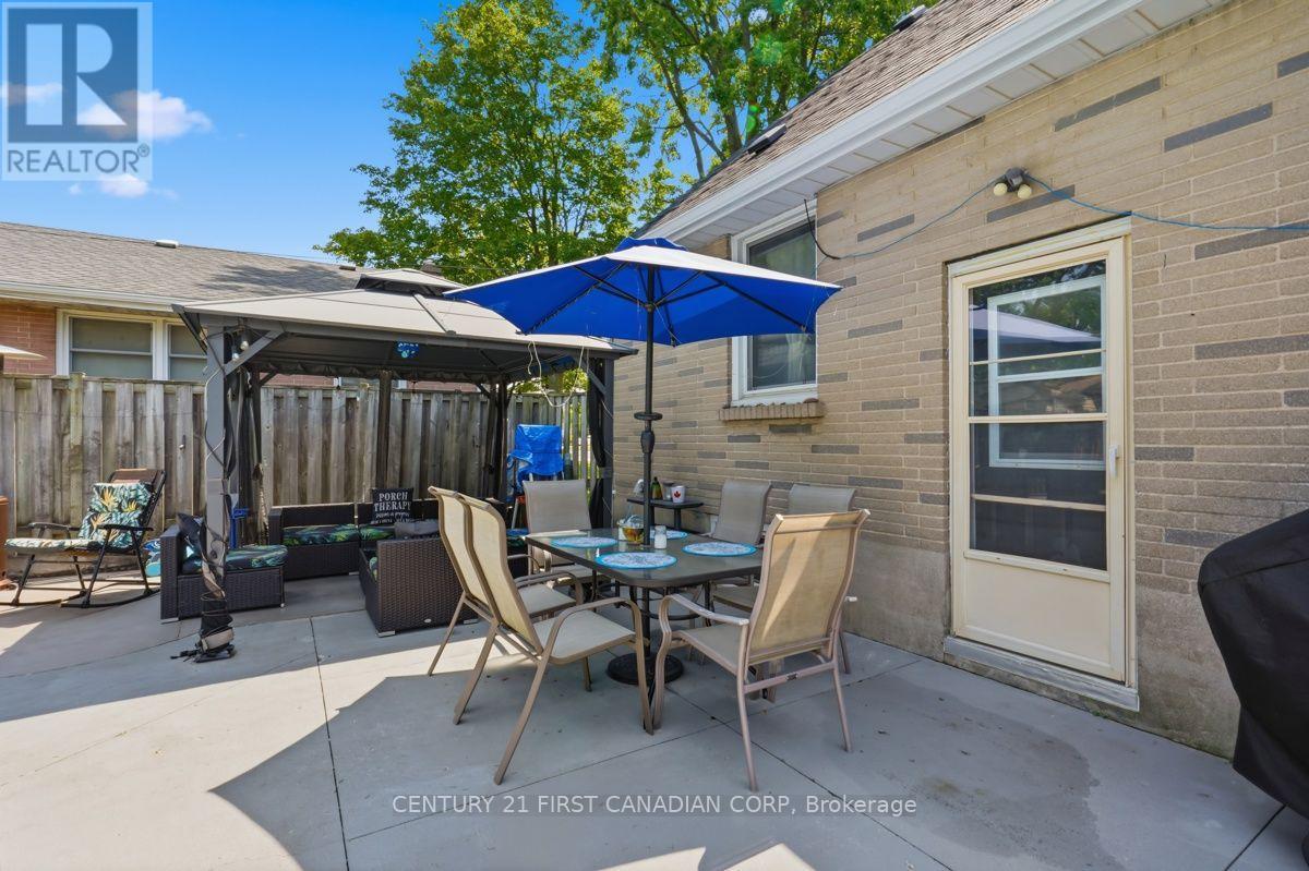 28 TWEEDSMUIR AVENUE - Image 33