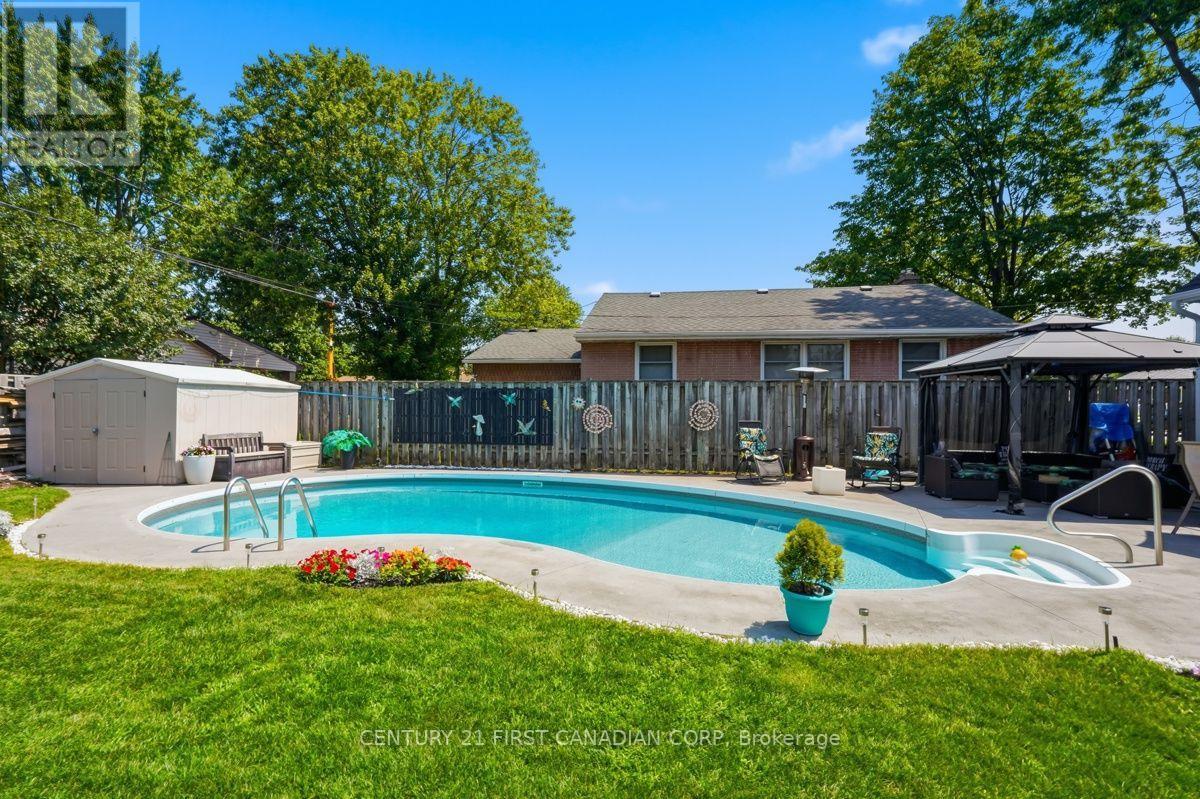 28 TWEEDSMUIR AVENUE - Image 39