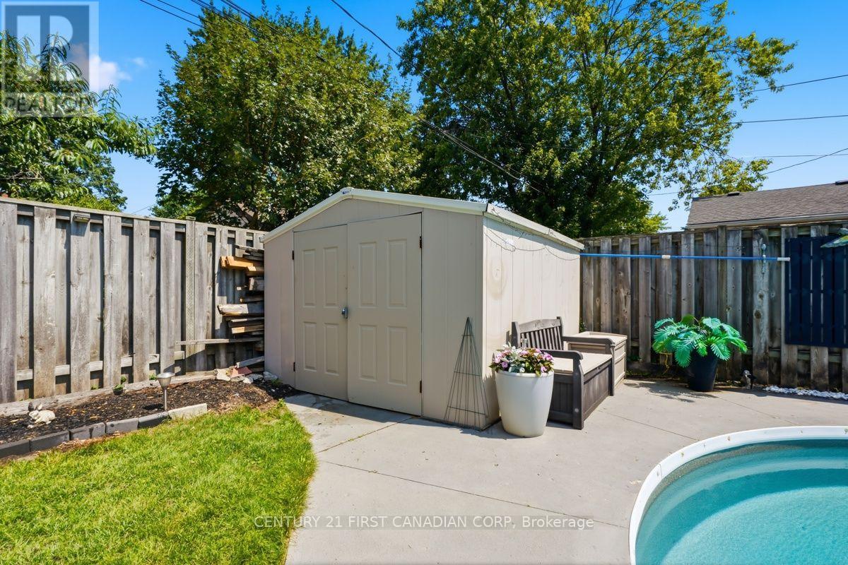 28 TWEEDSMUIR AVENUE - Image 41