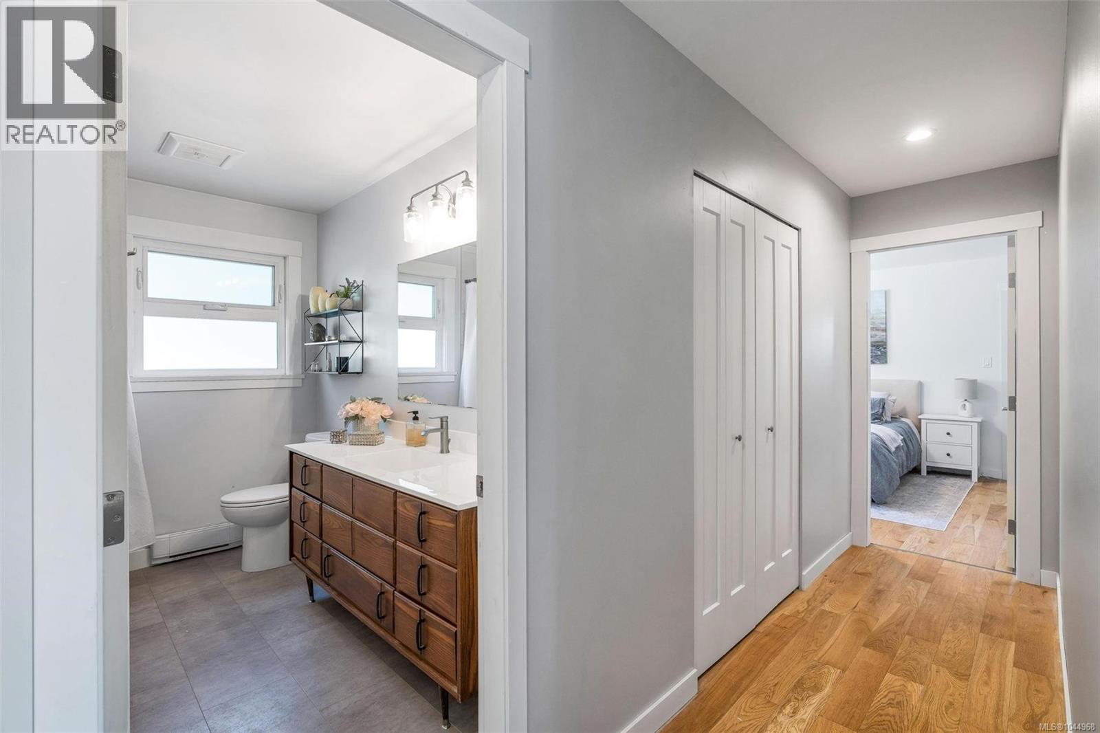 1127 Stuart Cres - Image 27