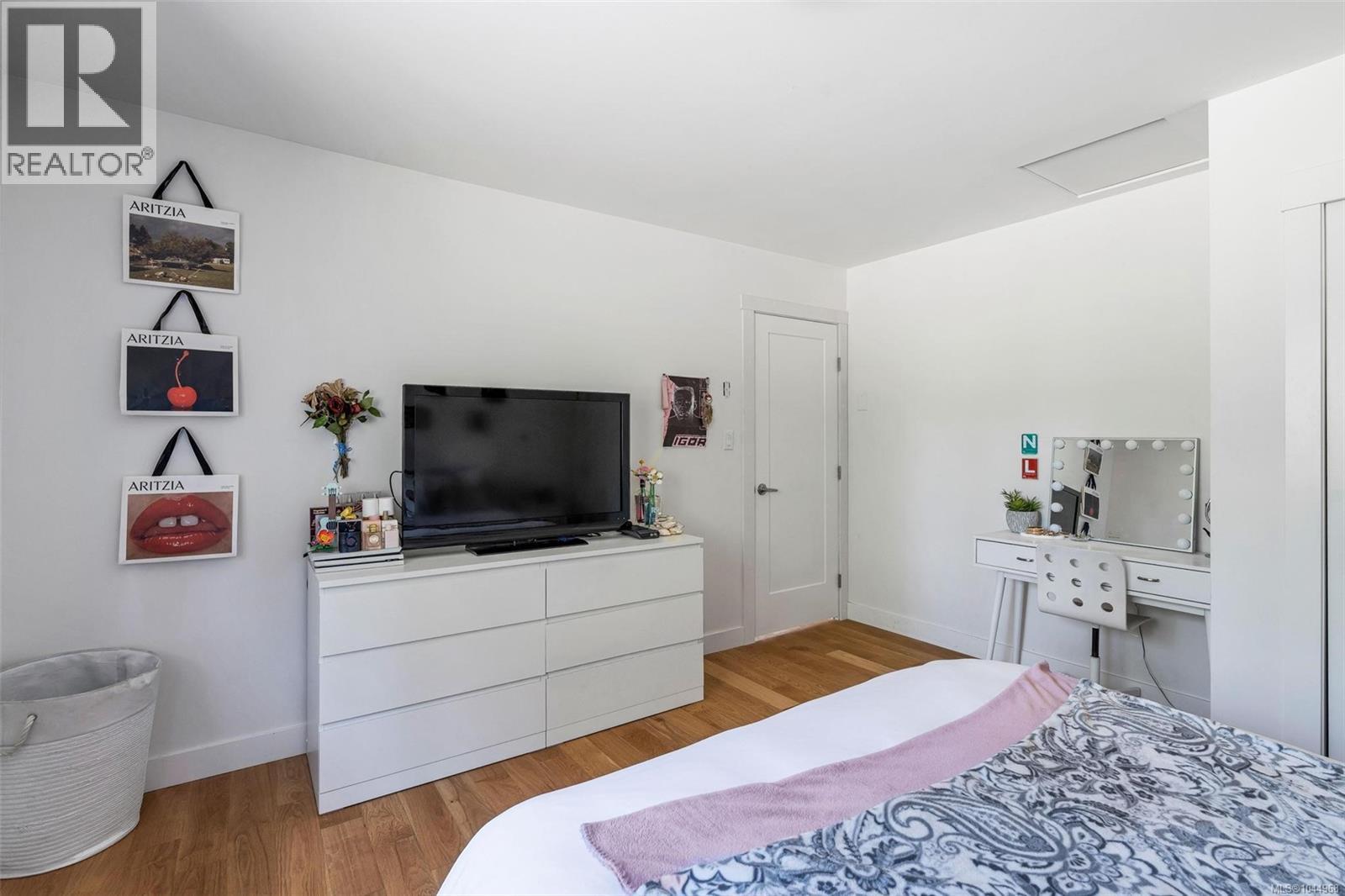 1127 Stuart Cres - Image 34