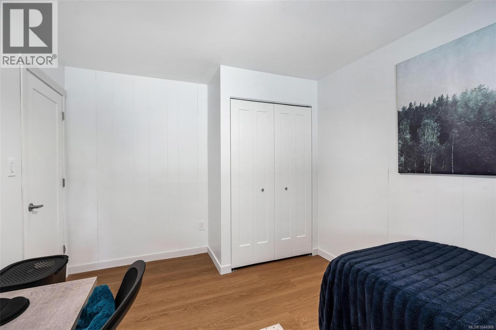 1127 Stuart Cres - Image 46