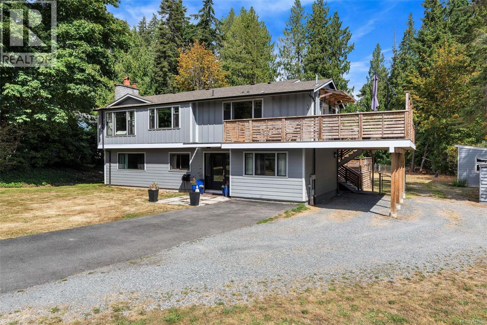 1127 Stuart Cres - 7