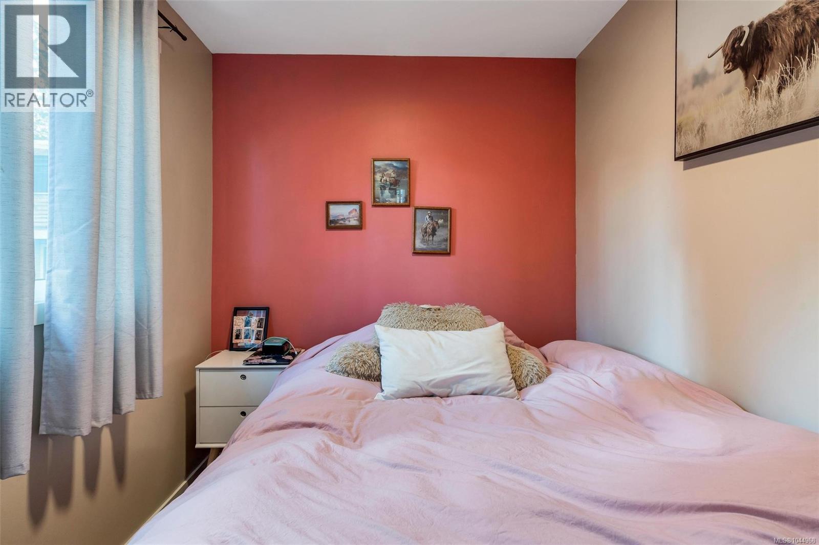 1127 Stuart Cres - Image 73