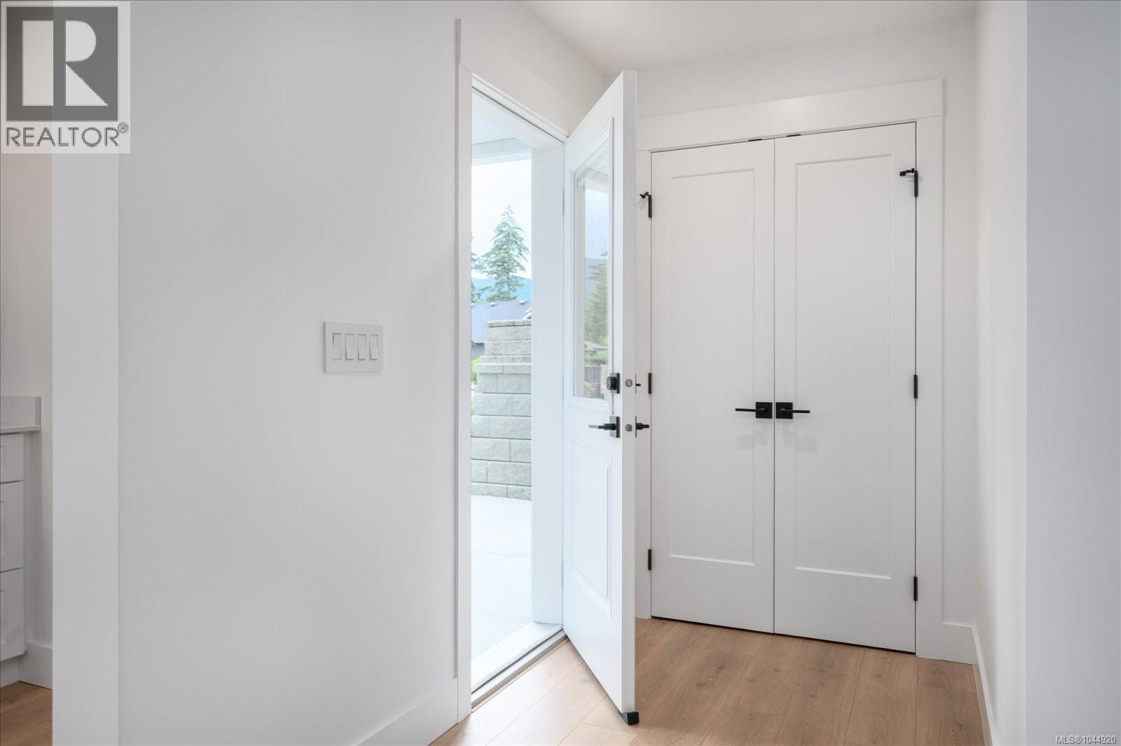 3802 Marjorie Way - Image 30