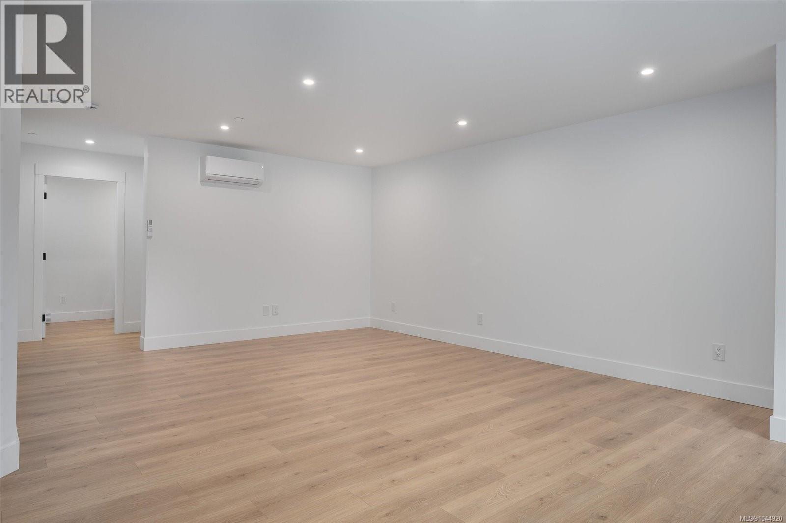 3802 Marjorie Way - 34