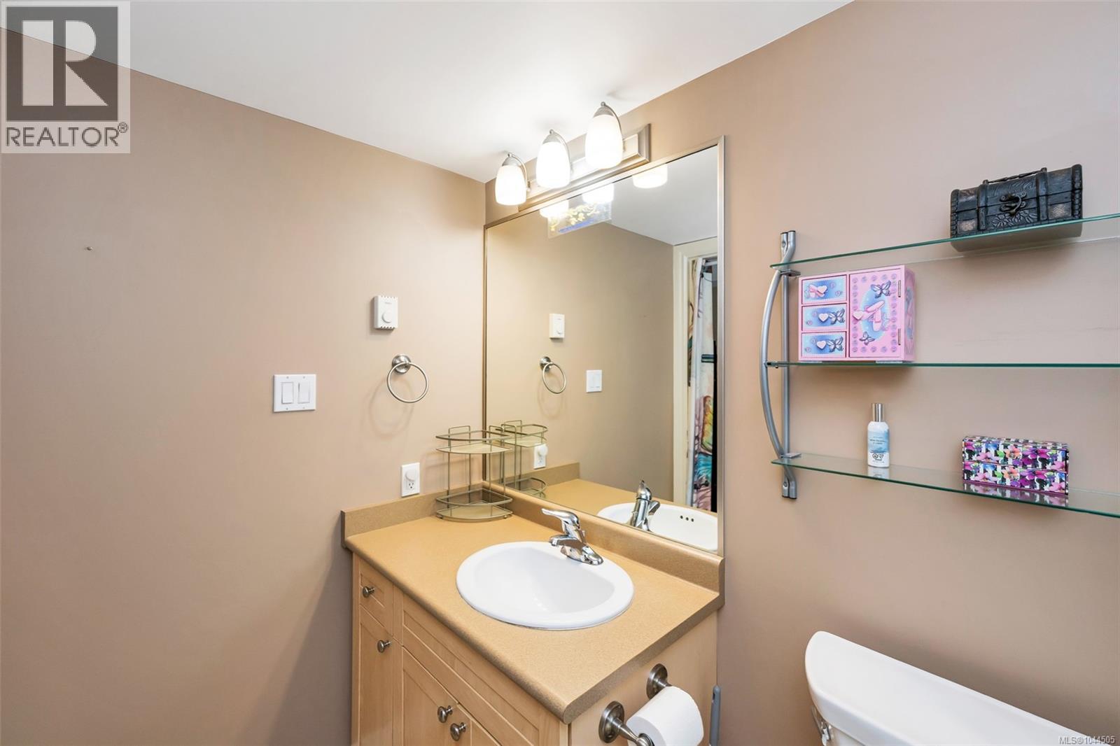#106 650 Dobson Rd - Image 5