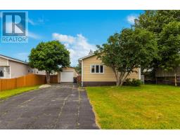 6 Willow Drive thumbnail 2