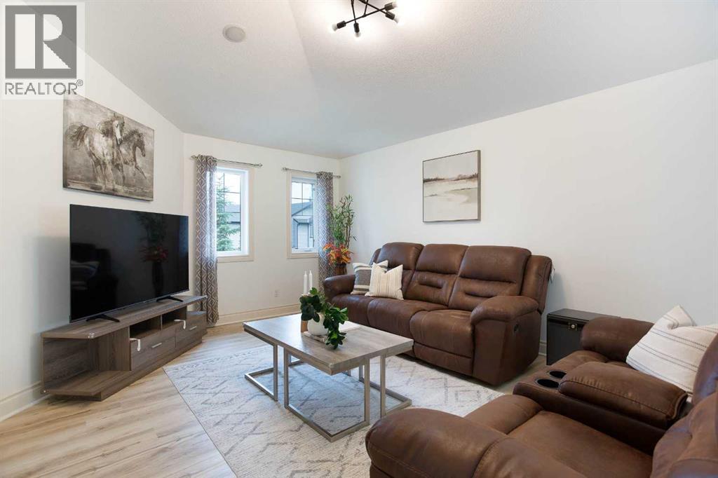 1153 Kingston Crescent SE - Image 17