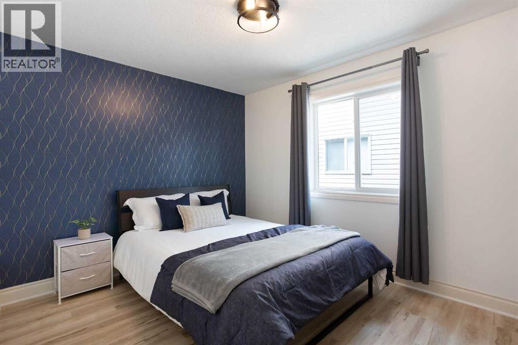 1153 Kingston Crescent SE - Image 24