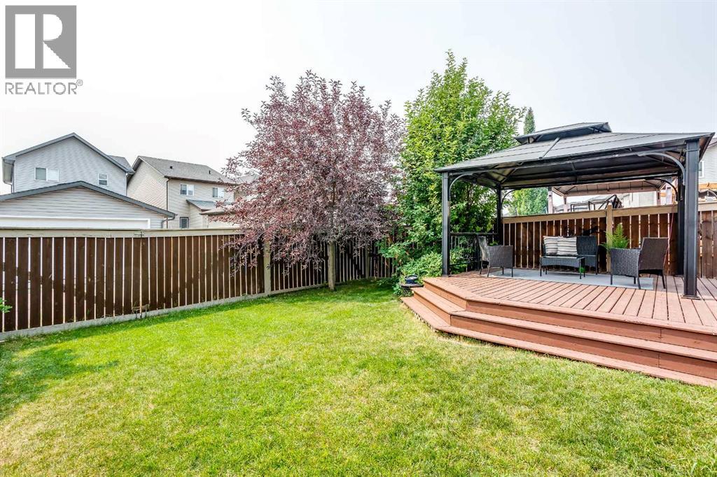 1153 Kingston Crescent SE - 44