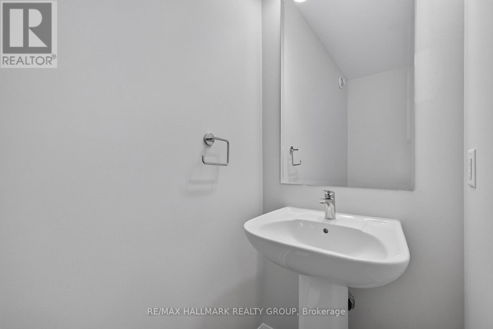 2 Bed, 2 Bath House for Rent in Ottawa – 783 TADPOLE CRESCENT, Ottawa – MLS# X13634862 - Image 7