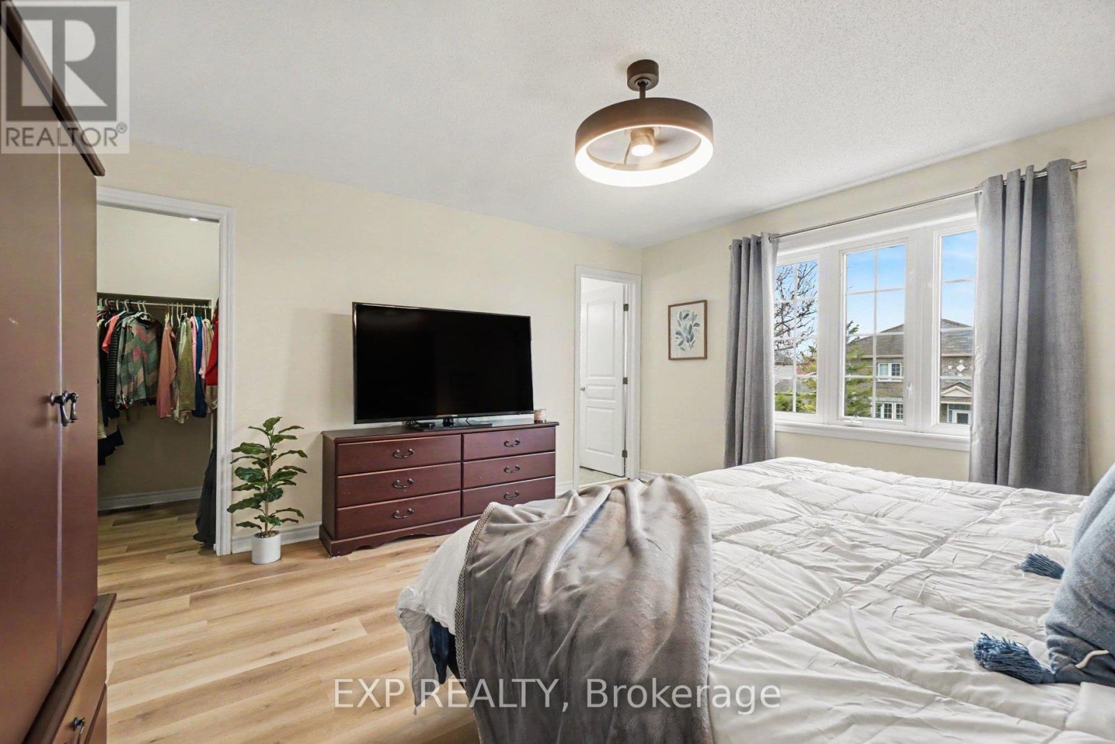 2100 MELETTE CRESCENT - 17
