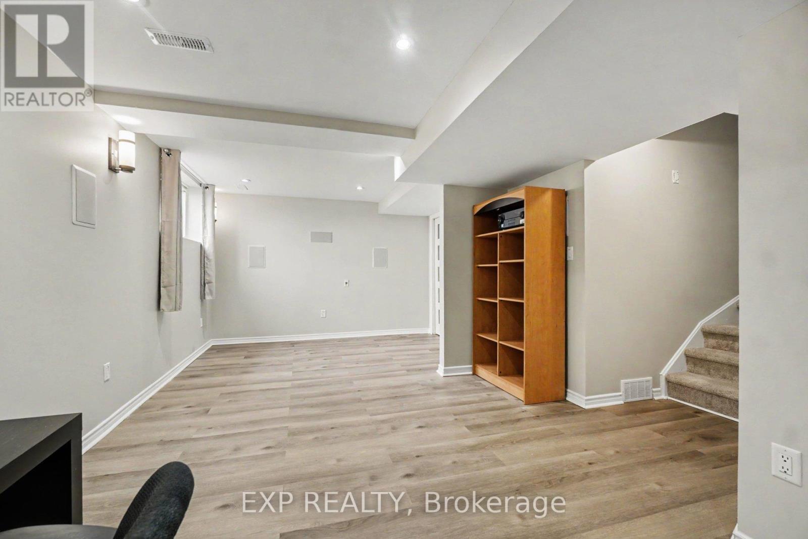 2100 MELETTE CRESCENT - 26