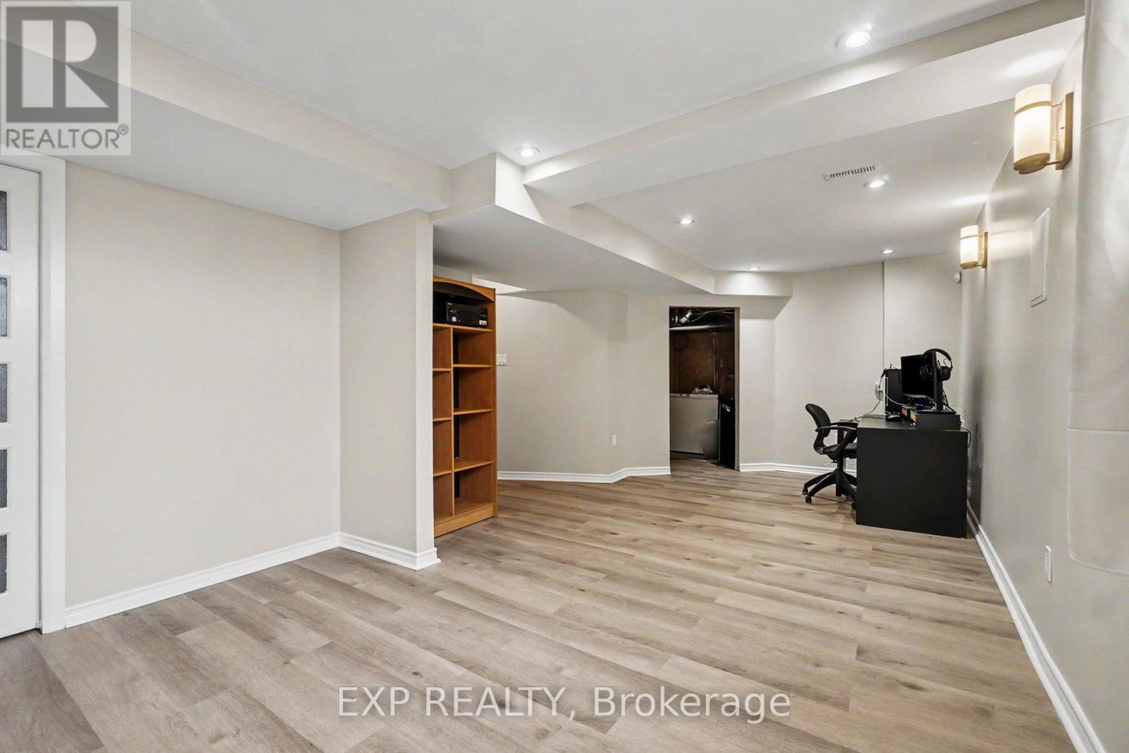 3 Bed, 3 Bath House for Sale in Ottawa – 2100 MELETTE CRESCENT, Ottawa – MLS# X13634920 - Image 27