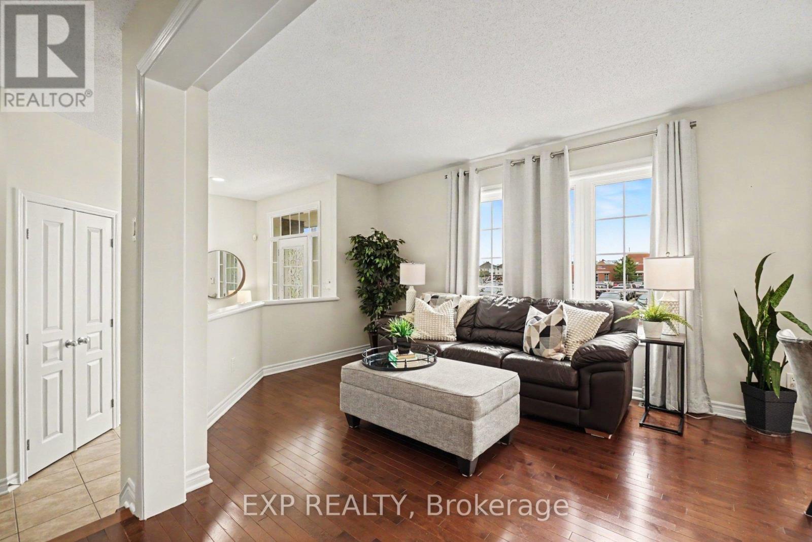 2100 MELETTE CRESCENT - 7