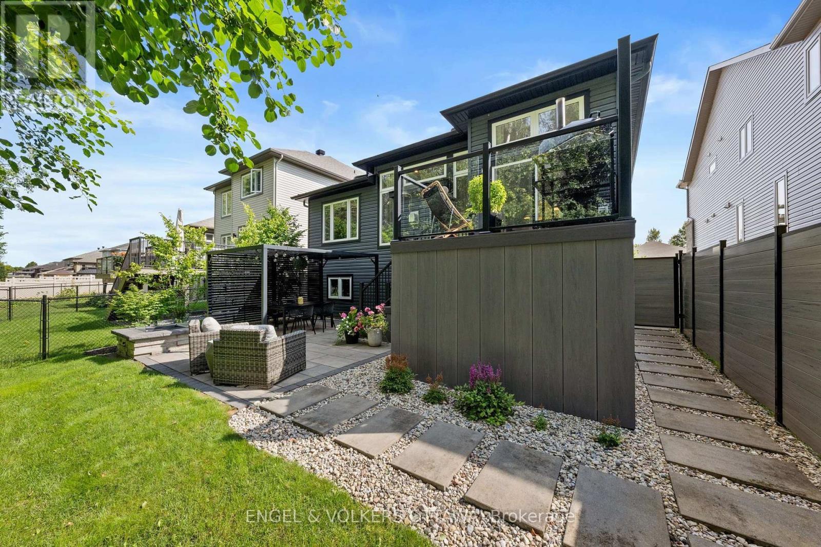 185 BLACKHORSE DRIVE - Image 32