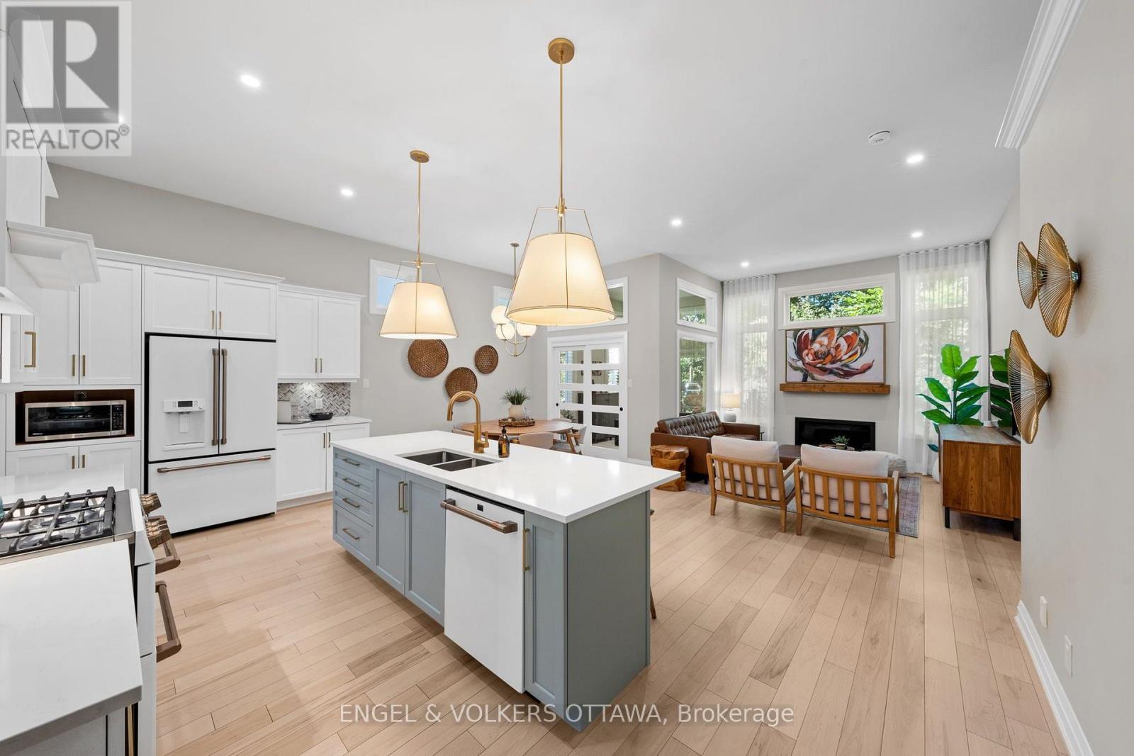 185 BLACKHORSE DRIVE - Image 7