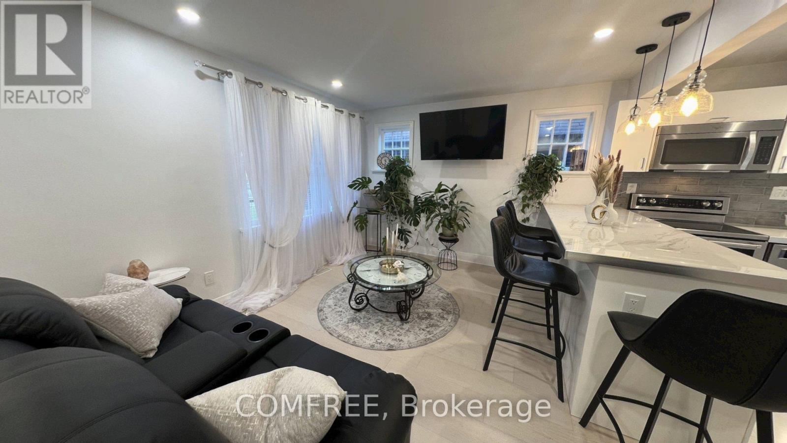 529 HIGHBURY AVENUE N - Image 11