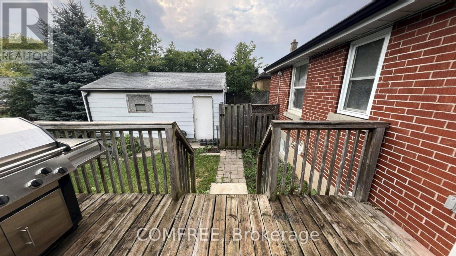 529 HIGHBURY AVENUE N - 27