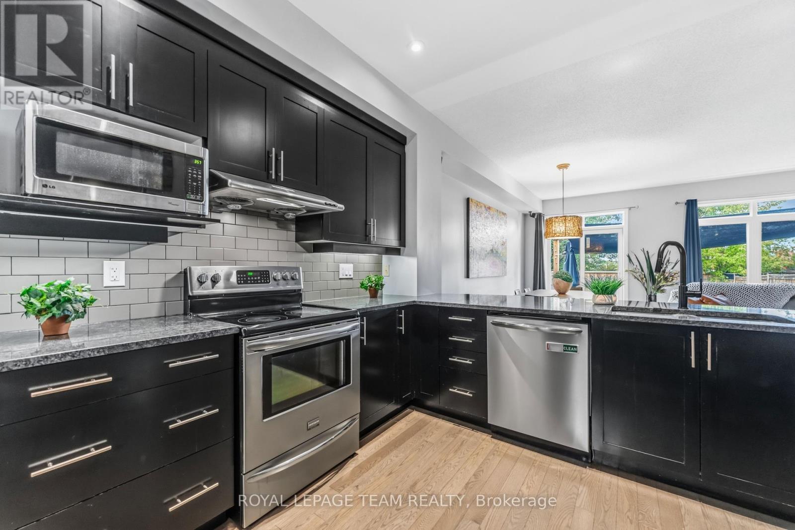 3 Bed, 4 Bath House for Sale in Ottawa – 152 MATTINGLY WAY, Ottawa – MLS# X13634972 - Image 6