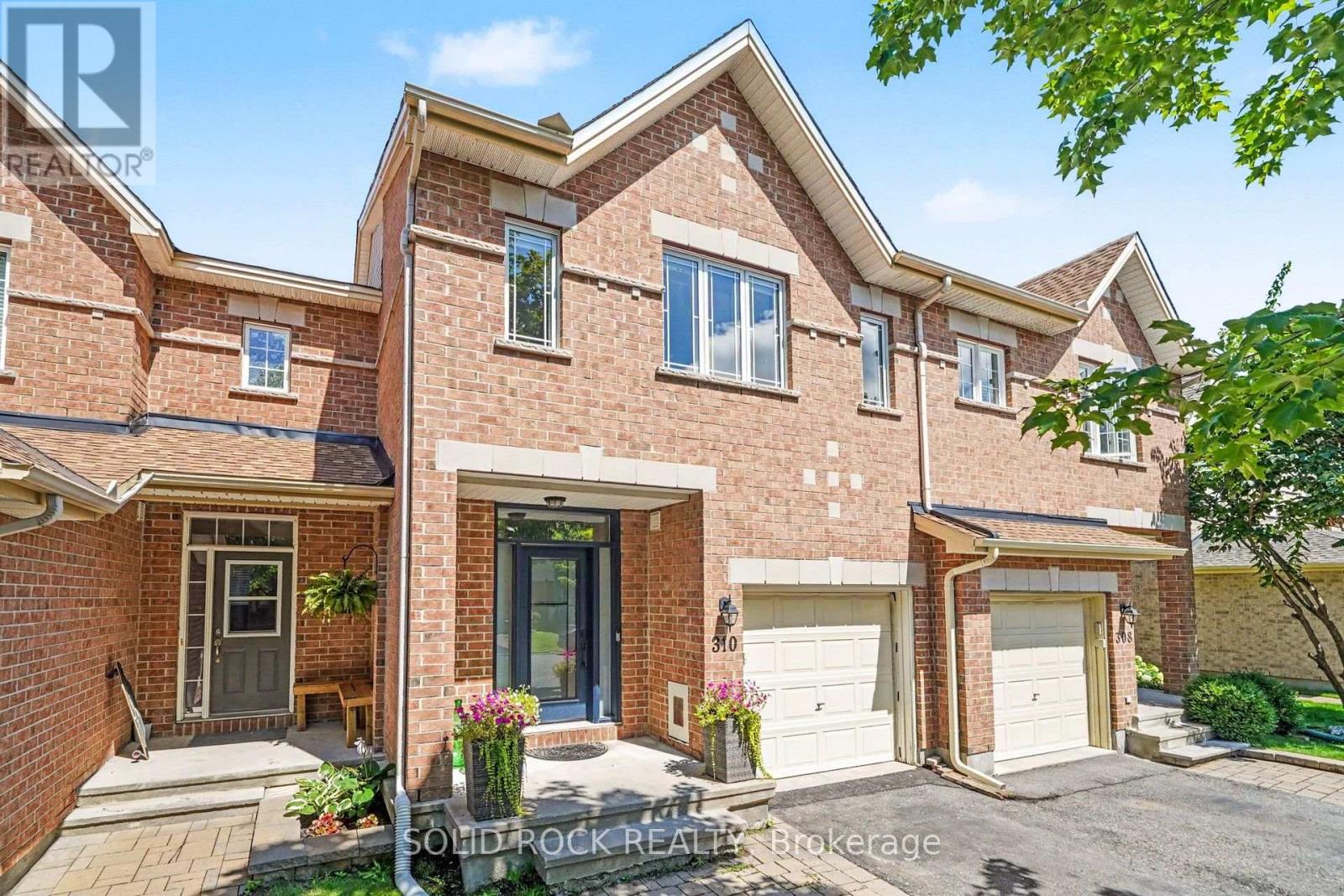 310 GREY SEAL CIRCLE - 1