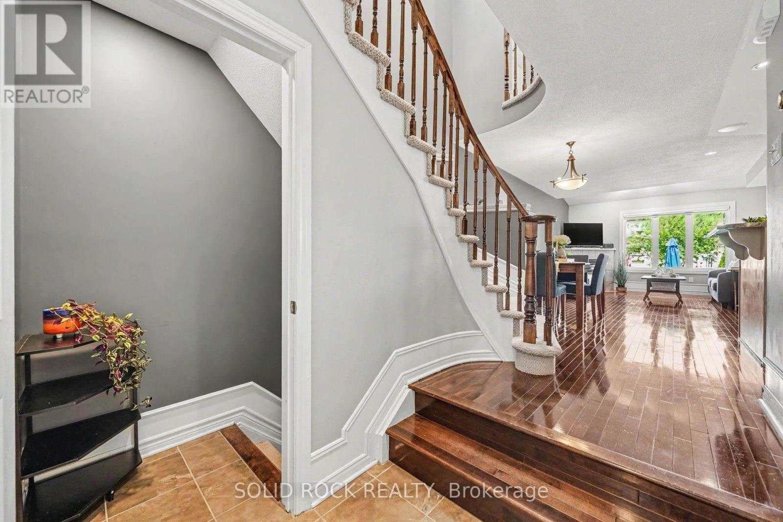 310 GREY SEAL CIRCLE - 4
