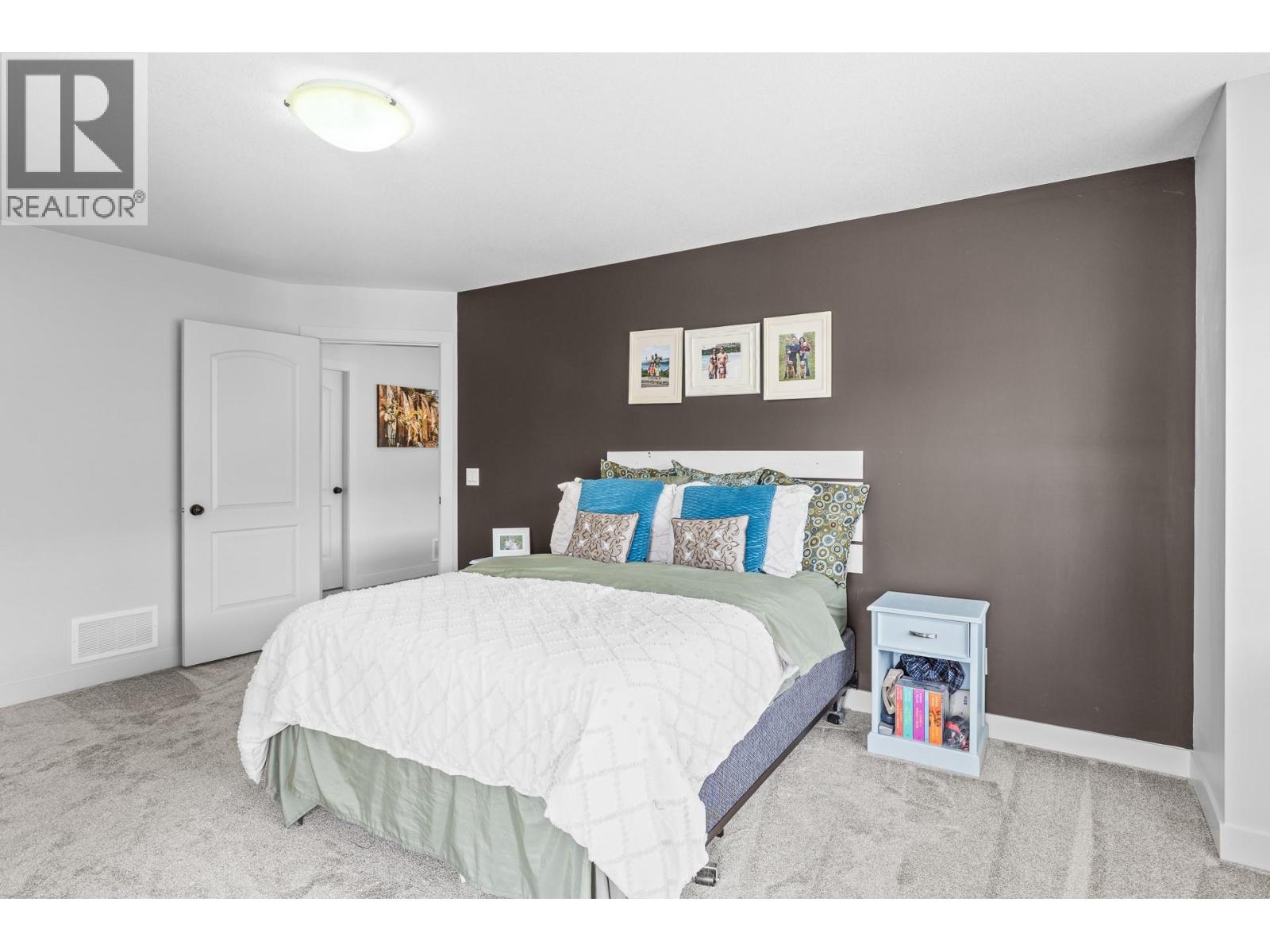 1065 Long Ridge Drive, Kelowna