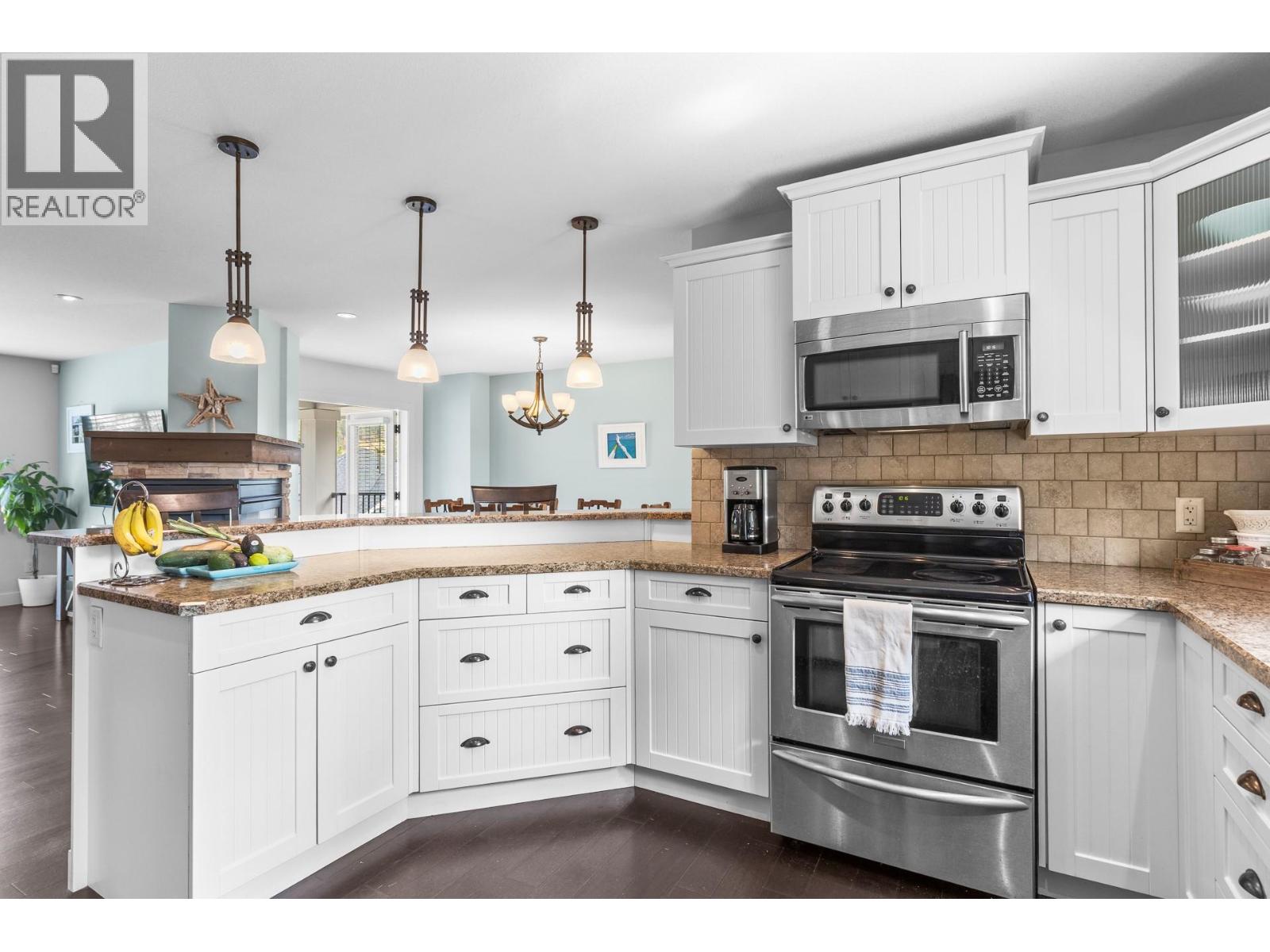 1065 Long Ridge Drive, Kelowna