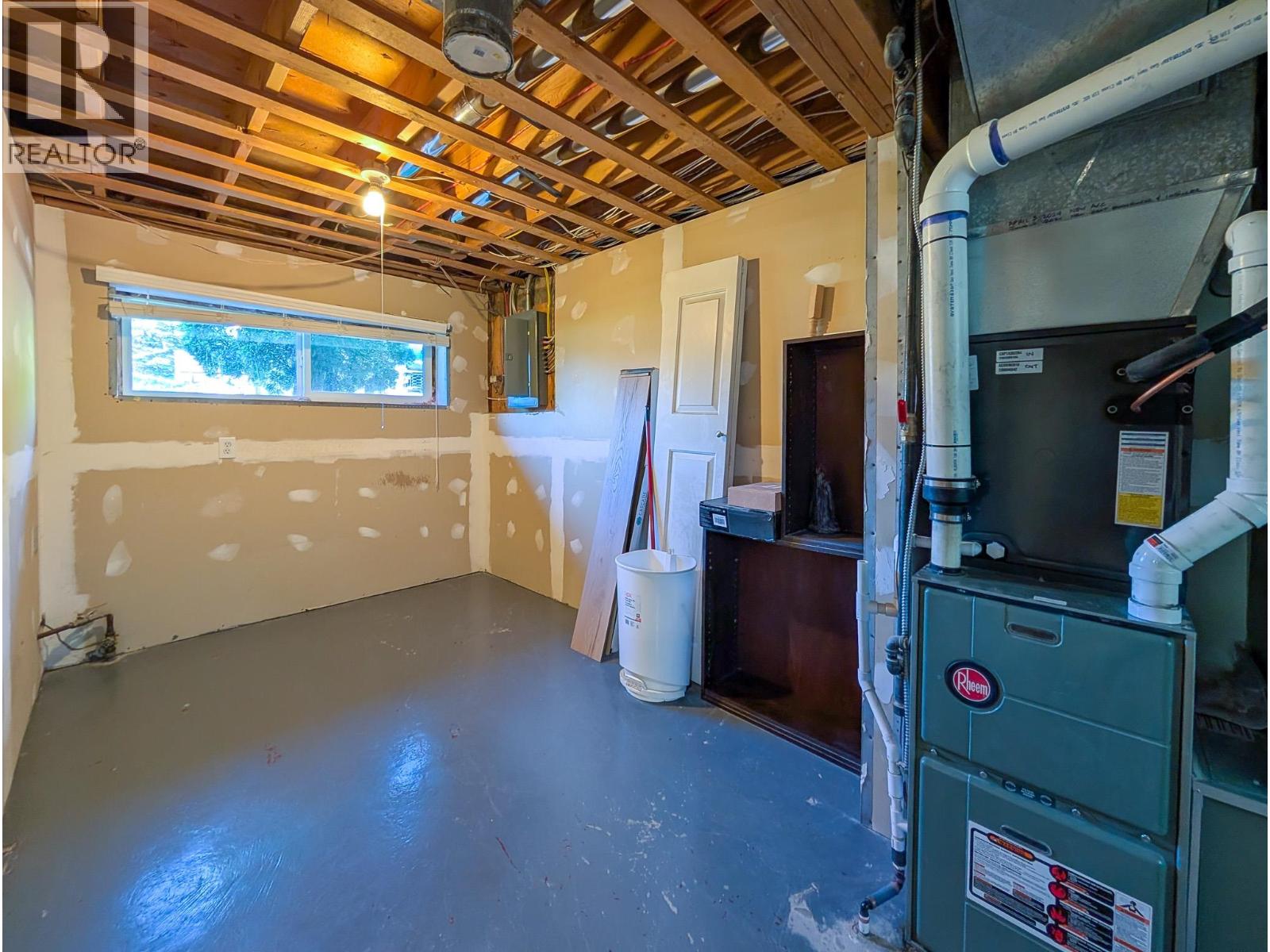 3054 POYNER CRESCENT - 29