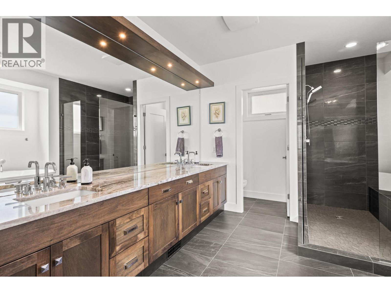 3643 Wild Rose Road - Image 41