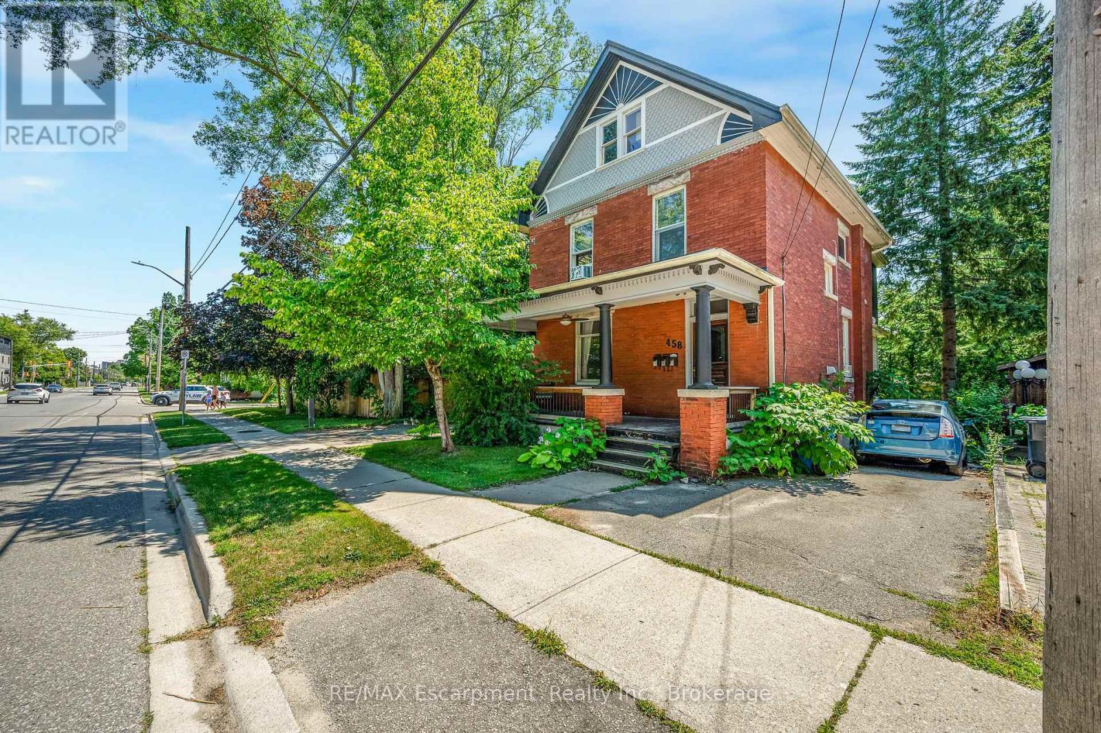 458 WOOLWICH STREET - 2